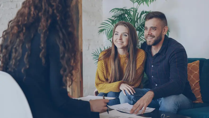 Couple Getting a loan.png