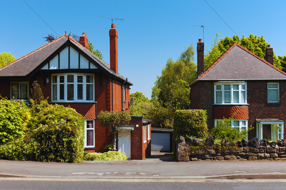 2 Houses On A Street